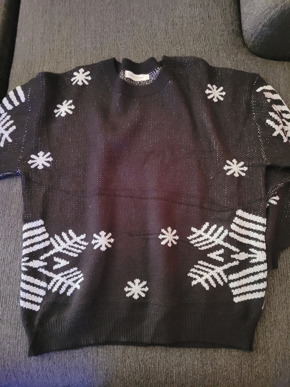 Southern Grace Black Crewneck Sweater with White Snowflake Pattern